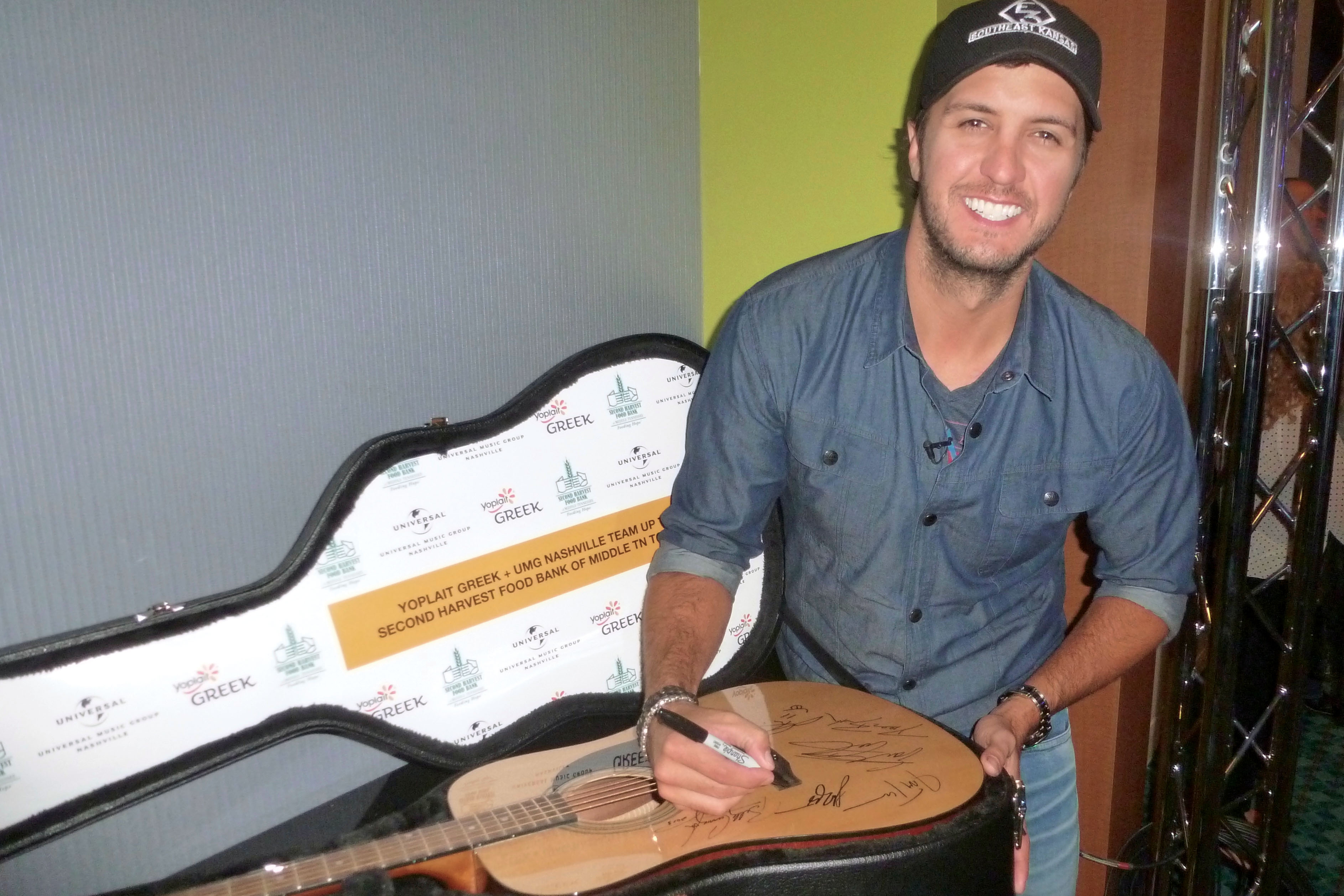 Luke Bryan - Yoplait Greek & Universal Music Group Nashville Team Up to Help Fight Hunger